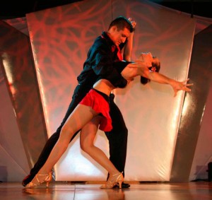 dancer_latino-300x283